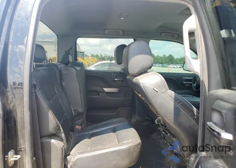 2015 Chevrolet Silverado K1500 Lt z USA, uszkodzony, nr VIN 3GCUKREC0FG334441